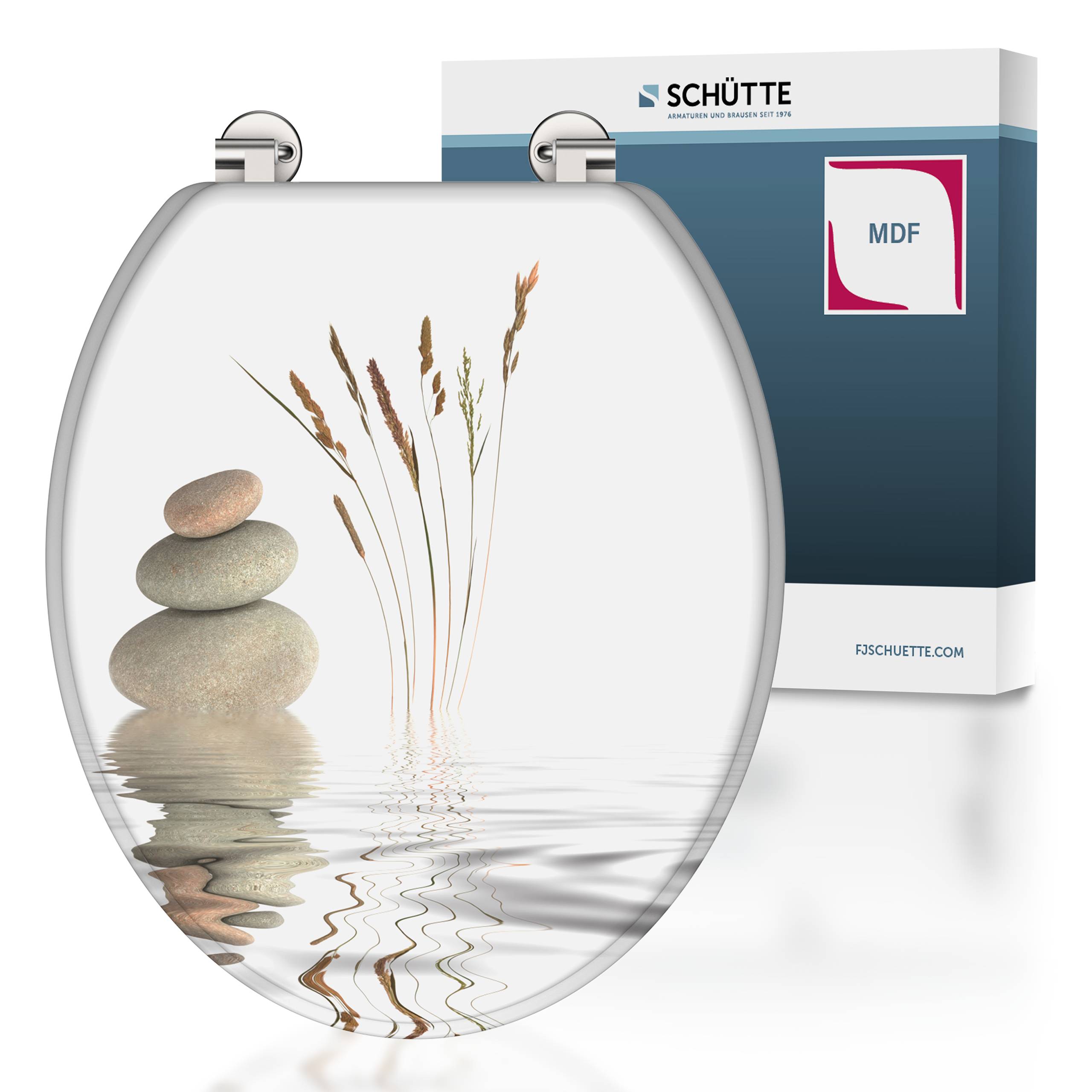 Toilettensitz mit Kiesel- und Grasdesign, spiegelnd über Wasser. Verpackung im Hintergrund mit der Aufschrift „Schütte MDF