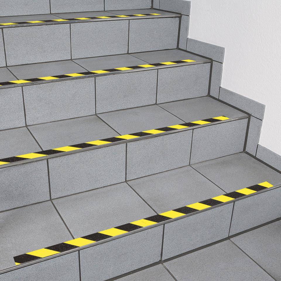 PERMALIGHT® power Antirutsch-Warnmarkierung, R10, gelb/schwarz, 50mm, 6m/Rolle, ASR A1.5