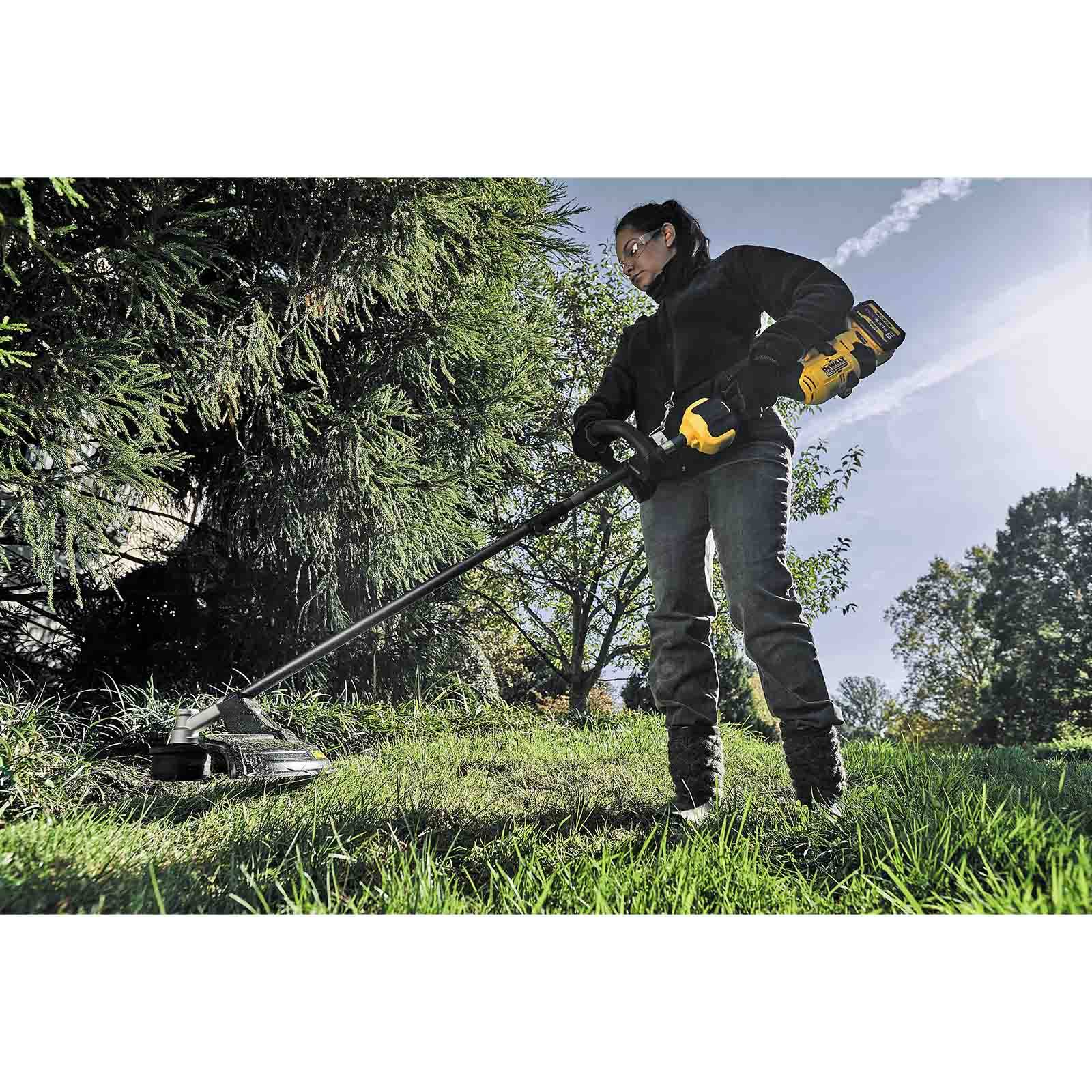 DeWALT Freischneider-Aufsatz für DCMAS5713