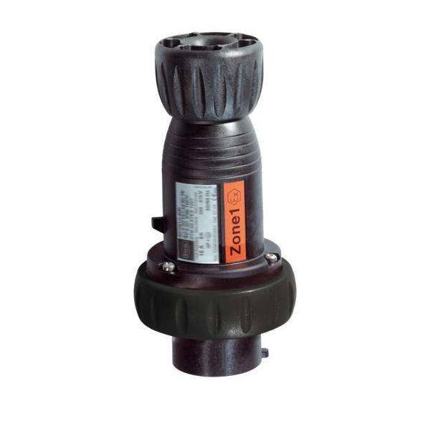Elektrischer Stecker für Zone-1-Gefahrenbereiche gekennzeichnet, mit robustem dunklem Gehäuse und gekennzeichnet mit Konformität zu Sicherheitsnormen.