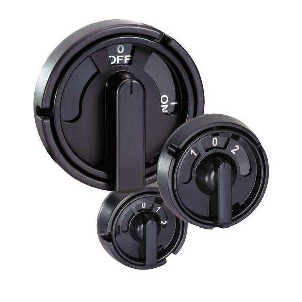 Drei schwarze Drehregler mit Beschriftungen für „AUS