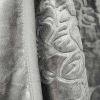 Almina Extra Weiche Wolldecke 200x240 cm 100% PES mit Blumen Muster Waschmaschinengeeinet Grau Almina Extra Weiche Wolldecke 200x240 cm 100% PES mit Blumen Muster Waschmaschinengeeinet Grau