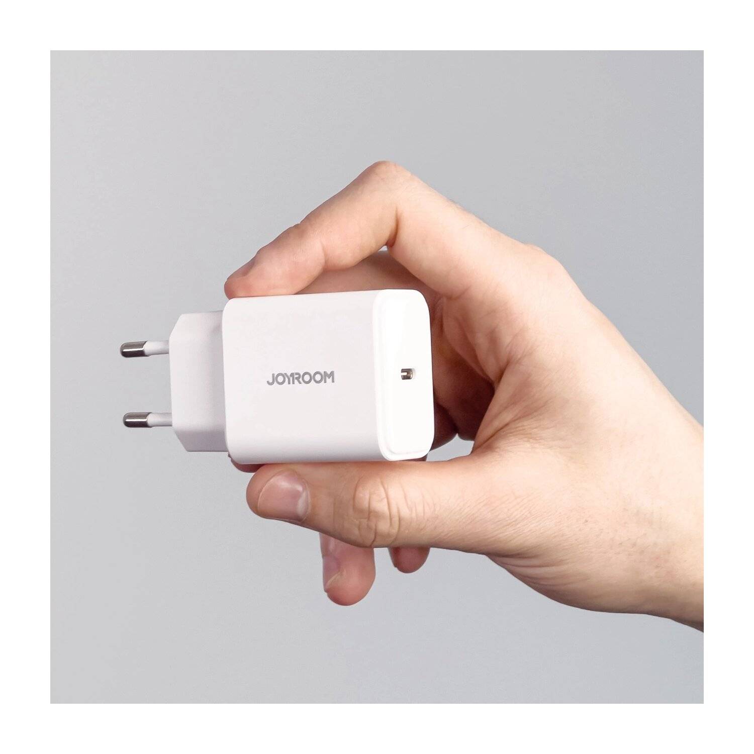 Joyroom JR-TCF06 USB-C PD 20W Wandladegerät + USB-C-Kabel – Weiß - Schnellladegerät