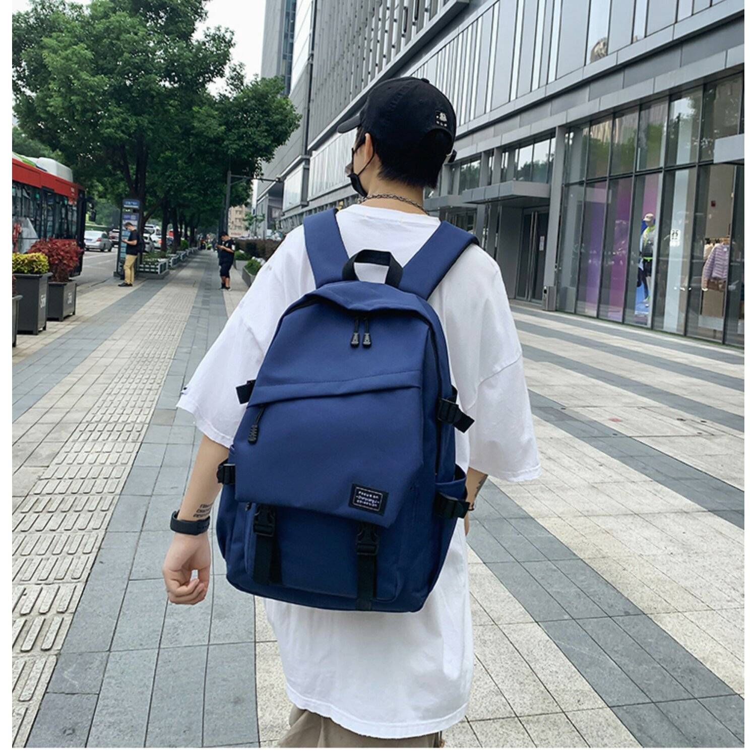 Tragetasche Rucksack 17 Zoll mit 3 Fächer und 2 Seitentaschen 33x15x48 cm Blau