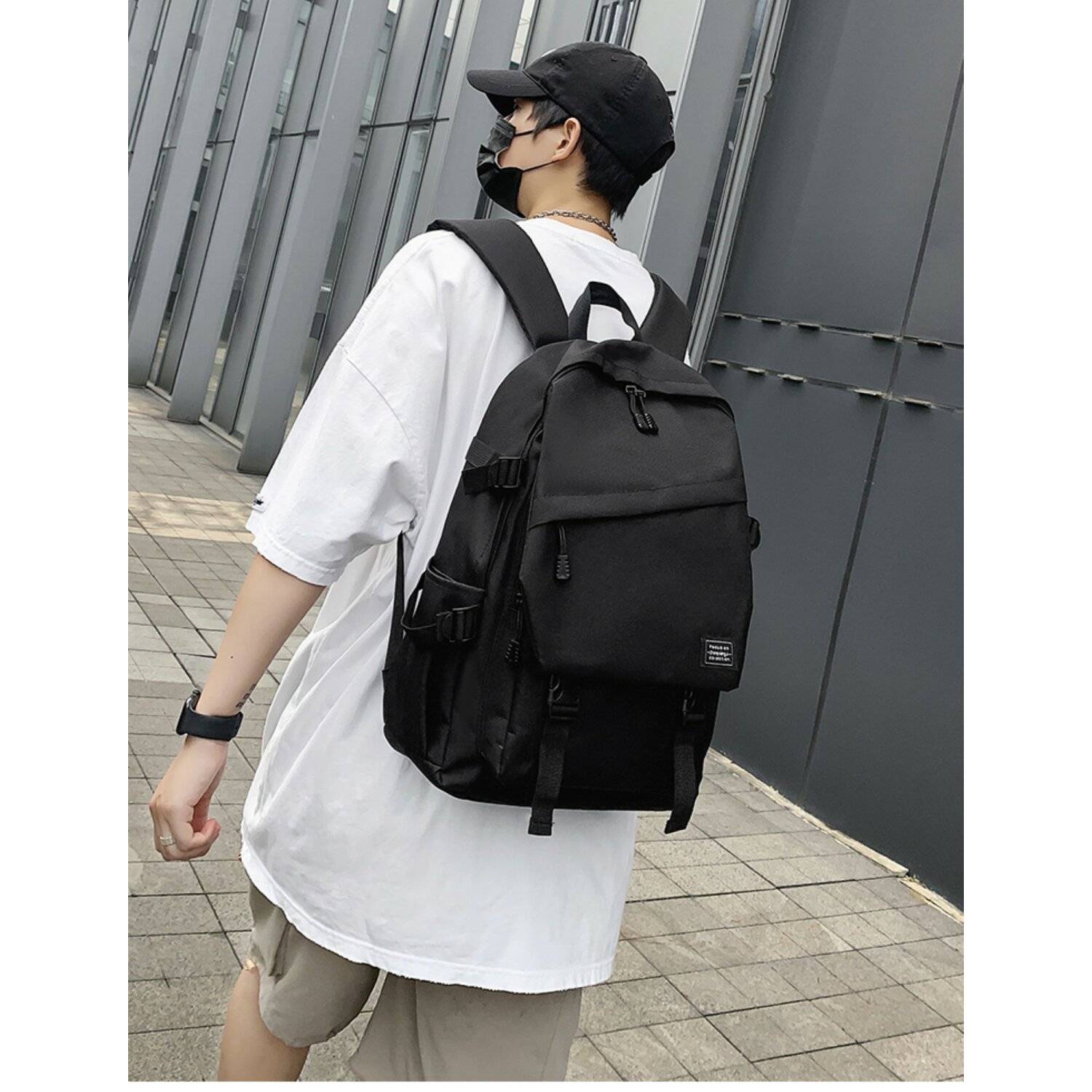 Tragetasche Rucksack 17 Zoll mit 3 Fächer und 2 Seitentaschen 33x15x48 cm Schwarz