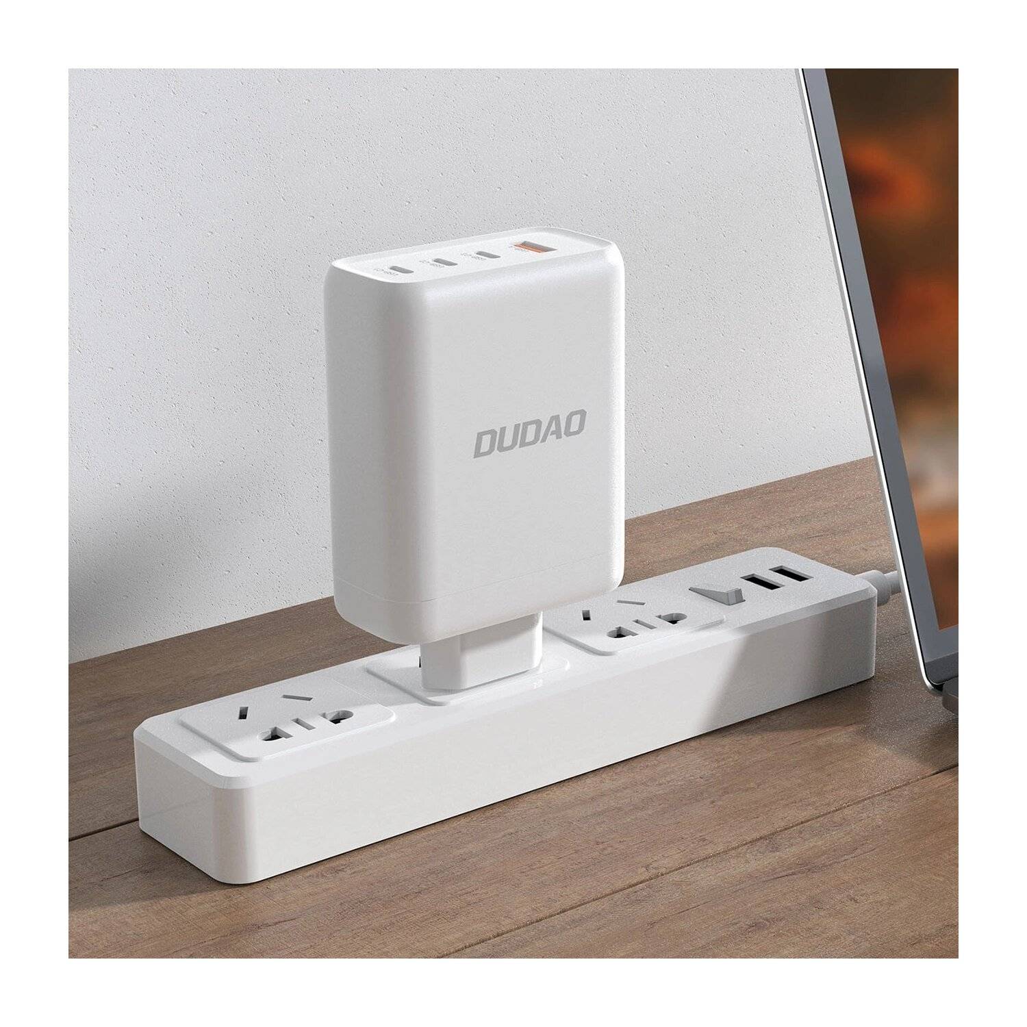 Akkuladegerät Dudao A140EU Schnelladegerät USB-A / 3xUSB-C PD 140W Wandladegerät - Weiß