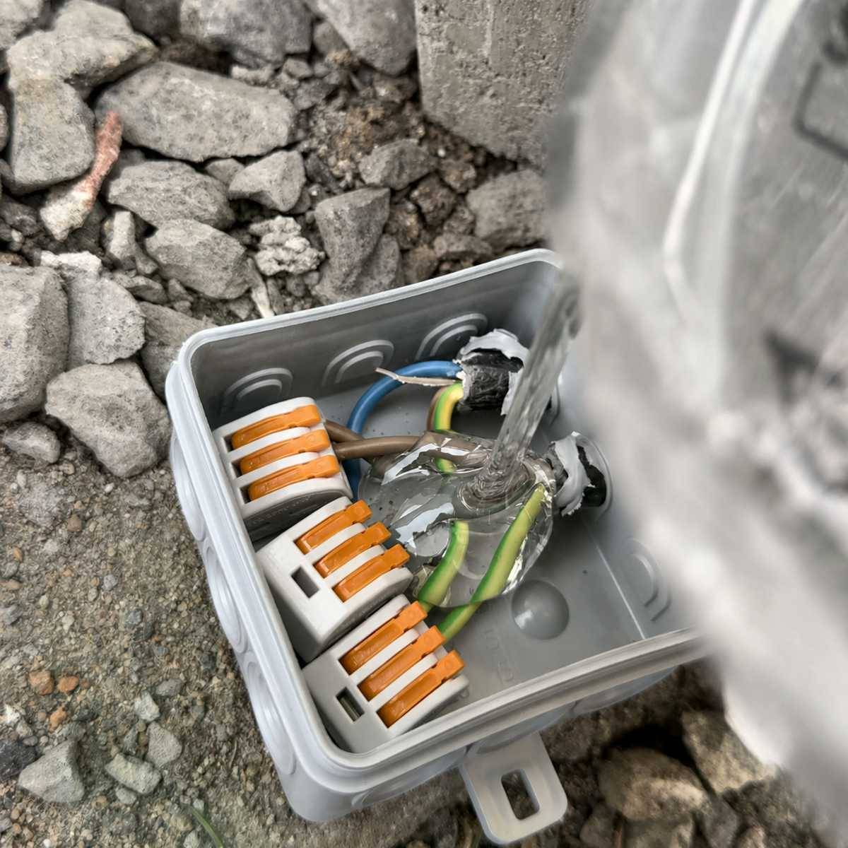 Elektrovergussmasse Epoxidharz IP68 & IP69 bis 1000 Volt 750g Farblos (durchsichtig) wasserdicht für Abzweigdosen, Platinen, Kabelmuffen, usw.