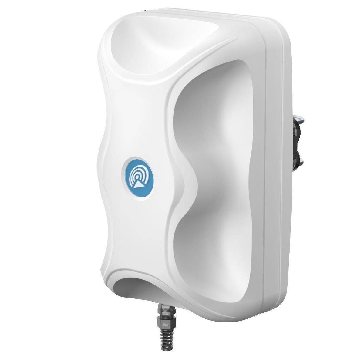 AR5020MP - QuMax mit PoE-Splitter für Robustel R5020