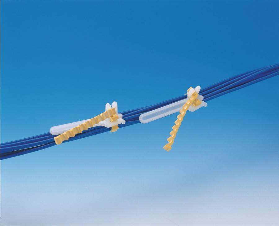 50 Stk. HellermannTyton Rubber Clip 156-04132(50)