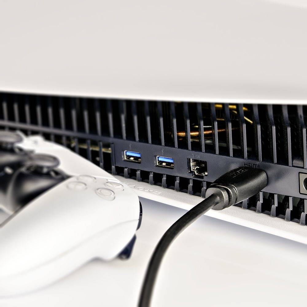 Fuba Premium High Speed 4K HDMI Kabel 1m schwarz - 4K@60Hz 3D - für PS5/X-Box/Switch/TV-Geräte/Receiver - kompatibel mit HDMI 2.0, High Speed mit Et