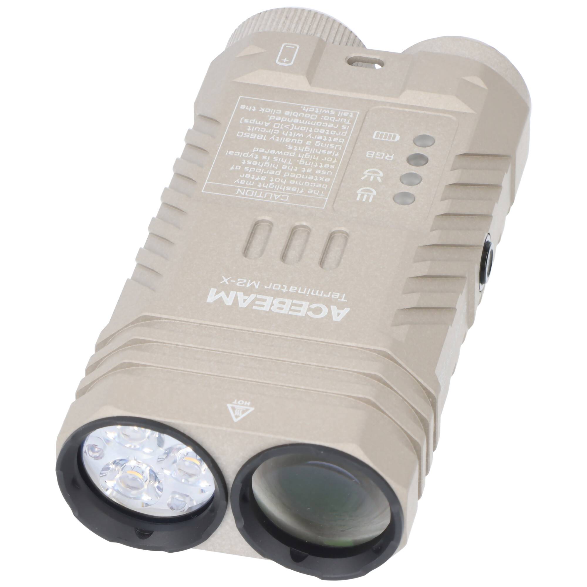 Tan CBEAM Torcher M2-X taktische Taschenlampe mit doppelten vorderen Linsen und Seitentasten auf weißem Hintergrund.
