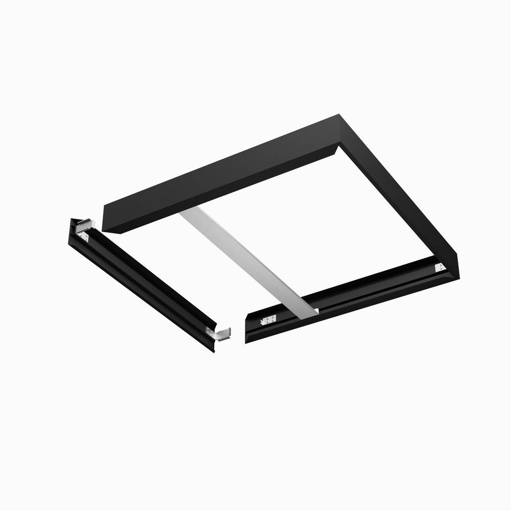 Ein 3D-Rendering eines schwarzen, quadratischen Deckenleuchtengehäuses mit offener Rahmengestaltung, das Innenkomponenten wie einen reflektierenden Streifen zeigt.