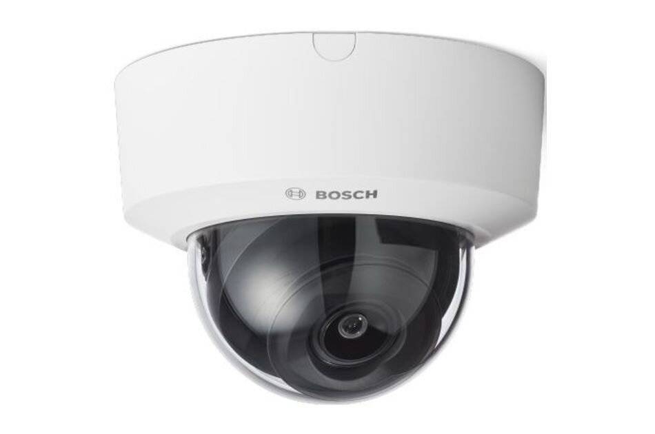 Bosch-Domensicherheitskamera, weiß mit getöntem schwarzem hemispärischem Linsengehäuse auf einem einfachen Hintergrund.