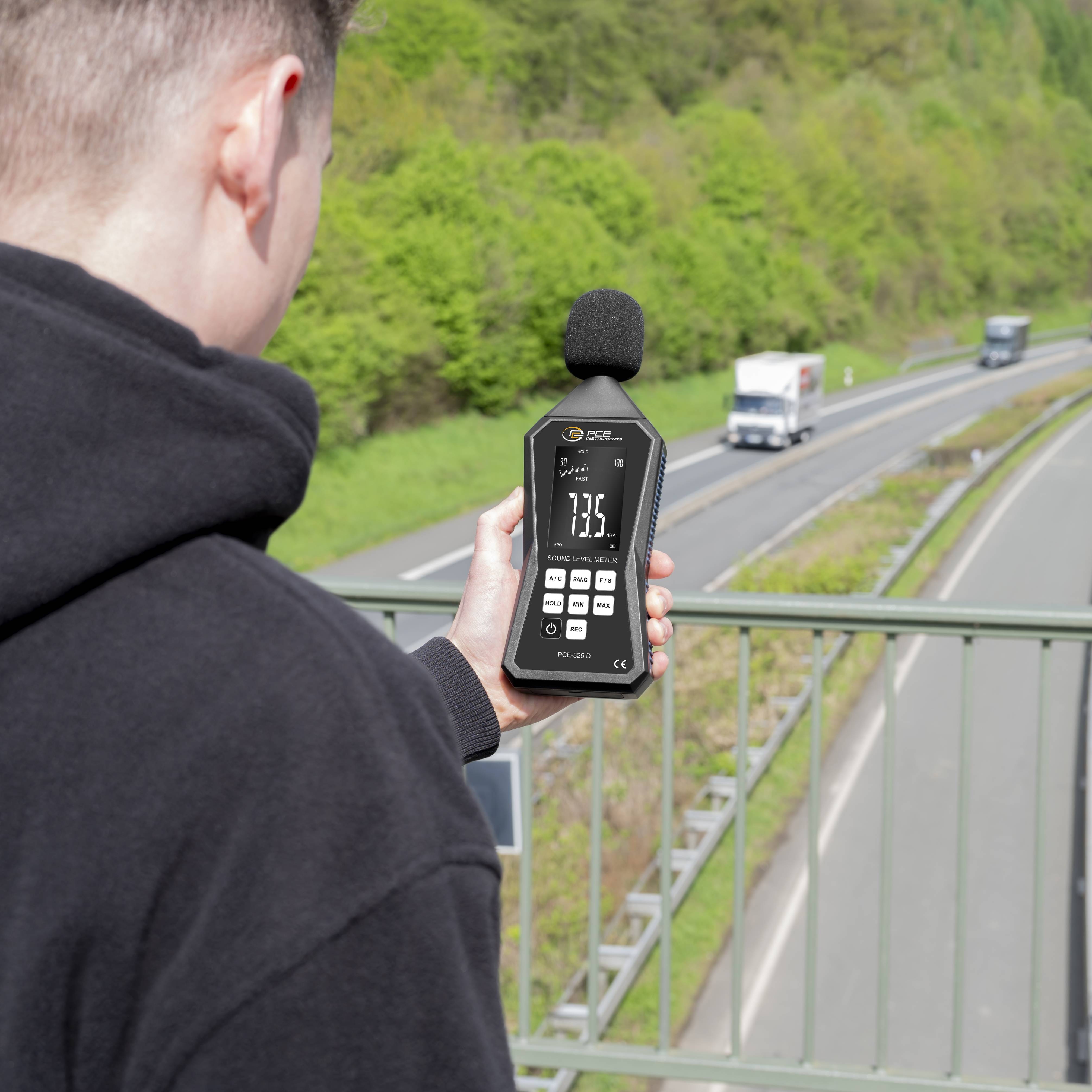 PCE Instruments Schallpegelmessgerät PCE-325D mit Datenlogger |Aufnahmemodus |Speicher für 32000 Werte |inkl. Software