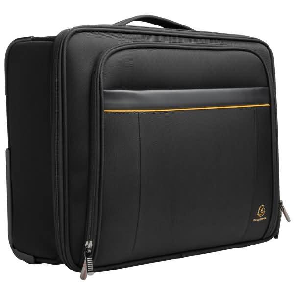 Schwarze Aktentasche mit Reißverschluss im Laptop-Stil mit einer vorderen Tasche, einem Griff oben und einem goldenen Akzentstreifen auf weißem Hintergrund.