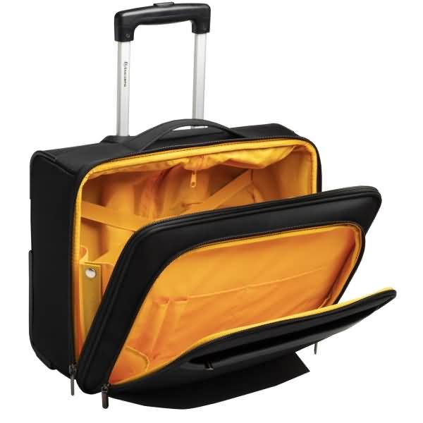 Schwarze rollbare Aktentasche mit ausziehbarem Griff, offen zur Anzeige von gelb ausgekleideten Fächern und einer aufgeklappten vorderen Tasche.