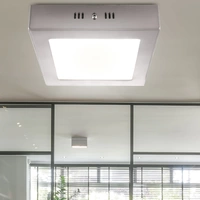 Deckenleuchte quadratisch LED Flurlampe silber Deckenlampe Wohnzimmer, Glas satiniert, 6W 400lm warmweiß, LxBxH 12x12x4 cm Deckenleuchte quadratisch LED Flurlampe silber Deckenlampe Wohnzimmer, Glas satiniert, 6W 400lm warmweiß, LxBxH 12x12x4 cm
