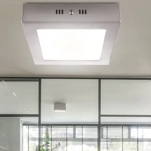 Deckenleuchte quadratisch LED Flurlampe silber Deckenlampe Wohnzimmer, Glas satiniert, 6W 400lm warmweiß, LxBxH 12x12x4 cm Deckenleuchte quadratisch LED Flurlampe silber Deckenlampe Wohnzimmer, Glas satiniert, 6W 400lm warmweiß, LxBxH 12x12x4 cm