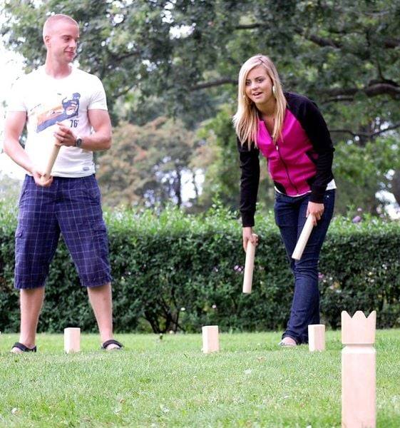 BEX 511-011 - KUBB Original Color, das Original aus Schweden, Premium Qualität aus Gummibaum Holz