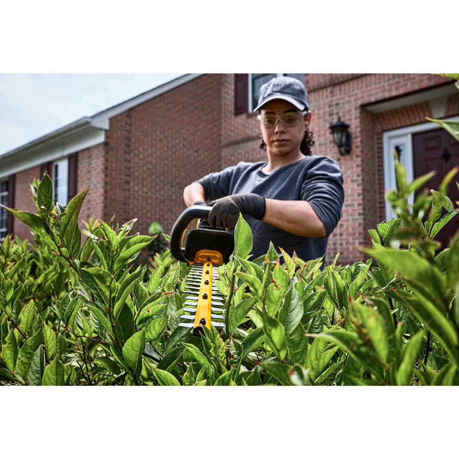 DeWALT Akku-Heckenschere DCMHT573X1 54V 162Wh