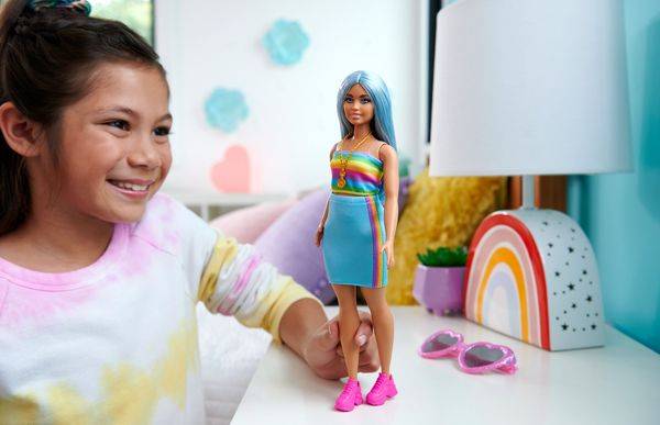 Barbie - Fashionista Doll - Rainbow Athleisure