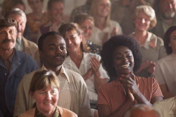 Ein Dorf sieht schwarz