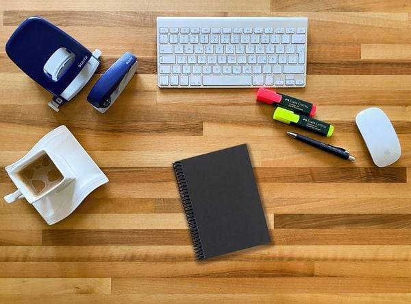 A 5 Notizbuch Luxury 80 Seiten SCHWARZ ONYX GLITTER-OPTIK, punktiert 5x5mm