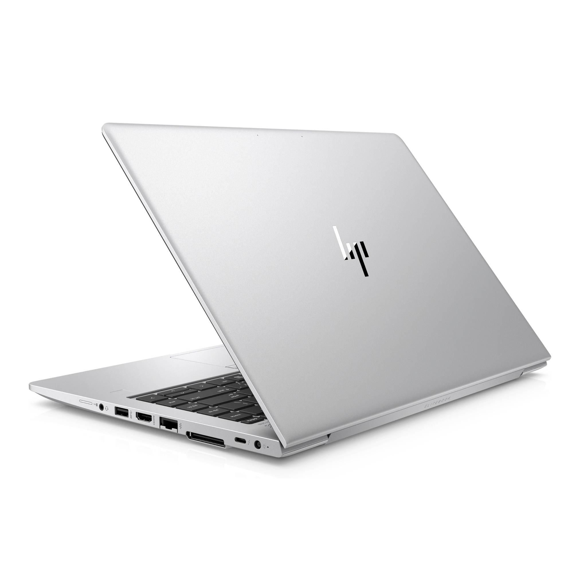 Silberner HP-Laptop teilweise offen auf weißem Hintergrund, mit dem HP-Logo auf dem Deckel sichtbar.