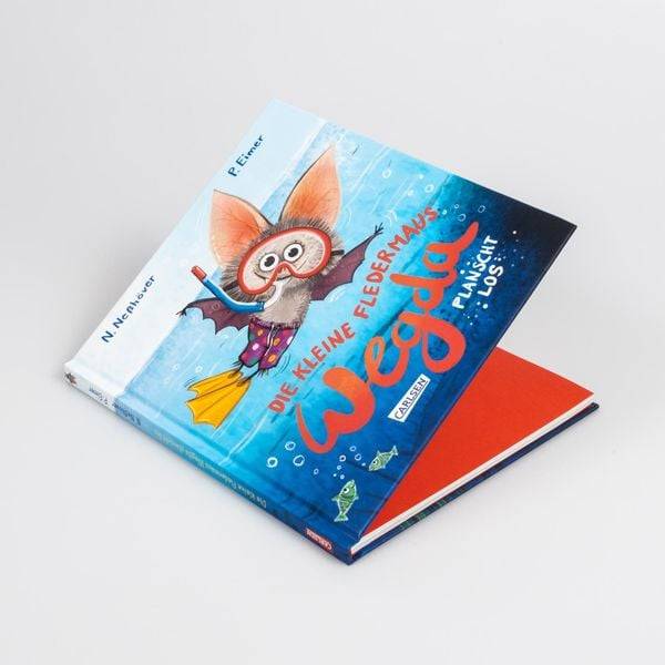 Die kleine Fledermaus Wegda: Wegda planscht los