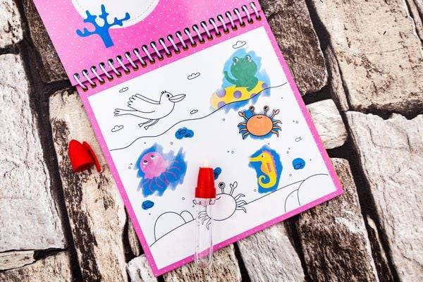 Das magische Wassermalbuch - Unter Wasser