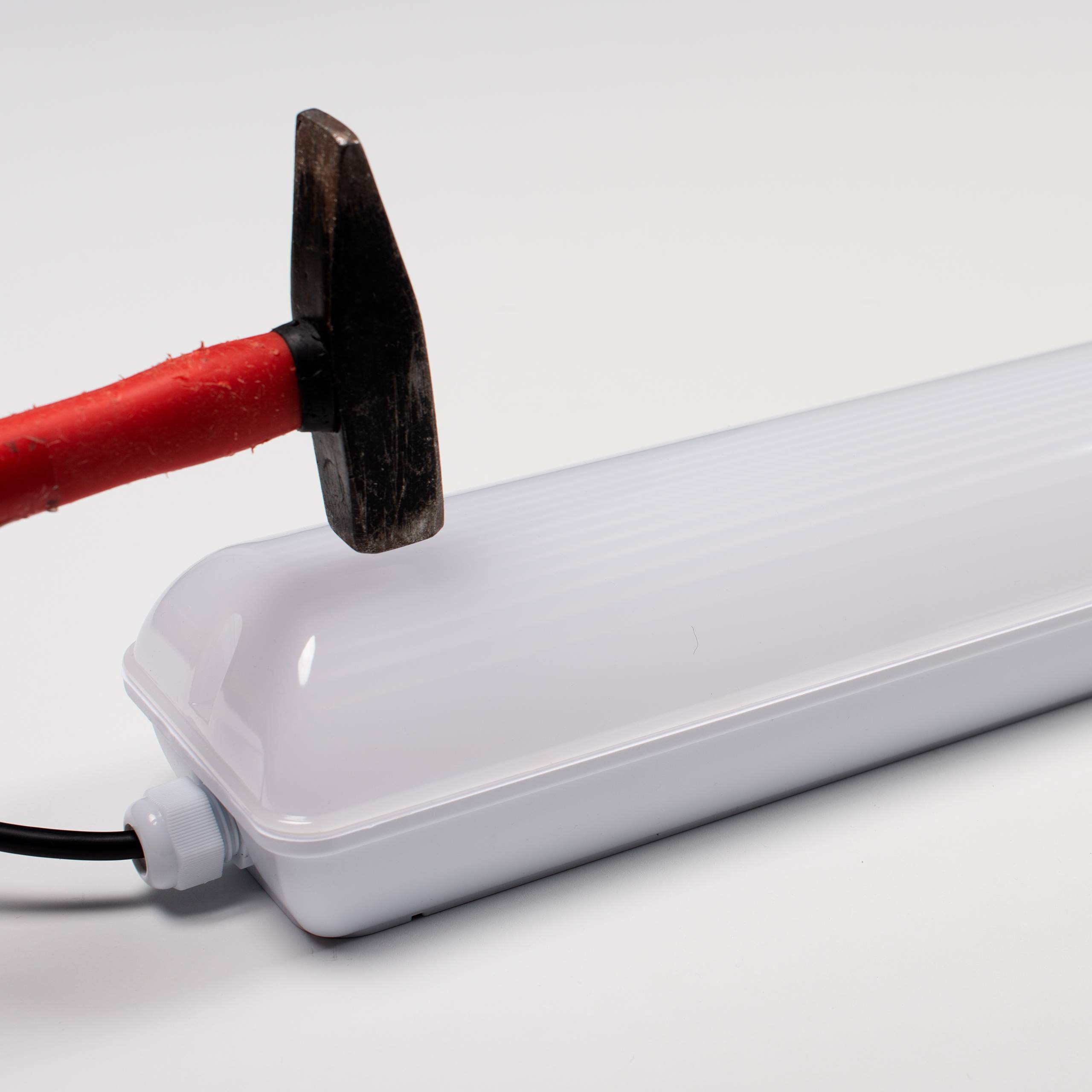 LED's light PRO MultiLED Feuchtraumleuchte IP65 Bewegungssensor Lichtfarbe und Dimmung