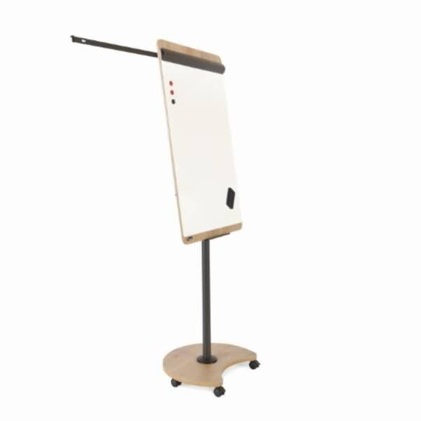 Tragbares Whiteboard auf einem Standfuß mit Rollen, horizontalem Arm und rundem Holzsockel