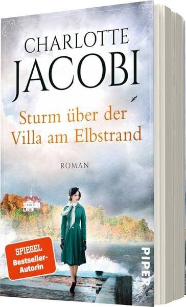 Sturm über der Villa am Elbstrand