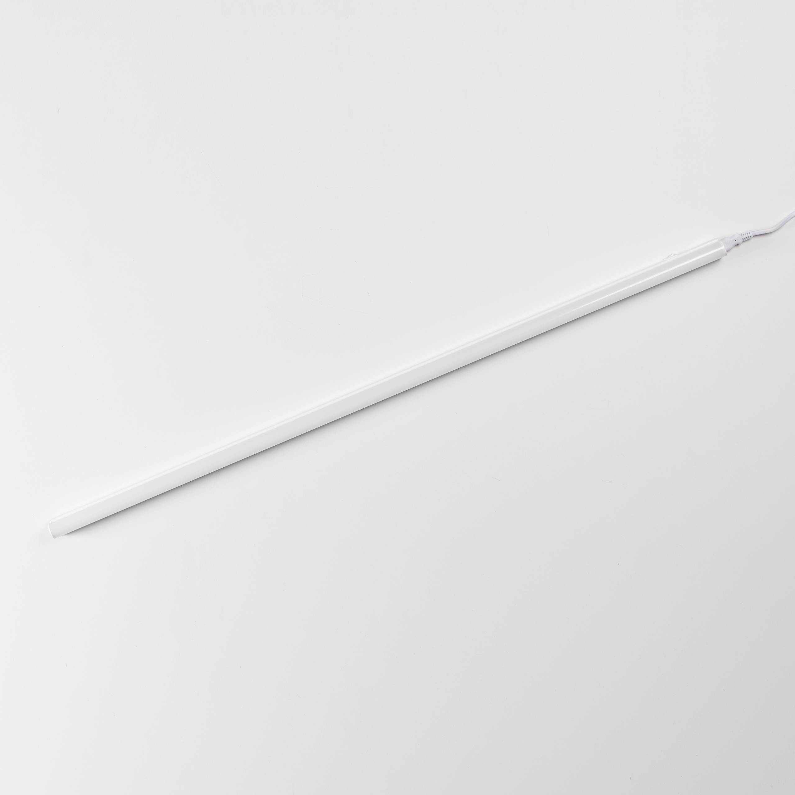 proventa LED-Unterbauleuchte mit Schalter 90 cm 11 Watt neutralweiß Reihenschaltbar