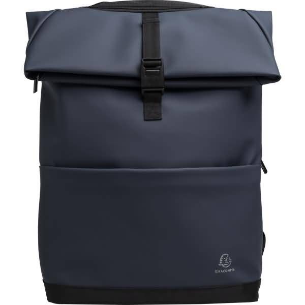Dunkelblauer Rucksack mit Rolltop-Verschluss, schwarzem Schnallengurt und kleinem Logo auf der unteren Vorderseite.