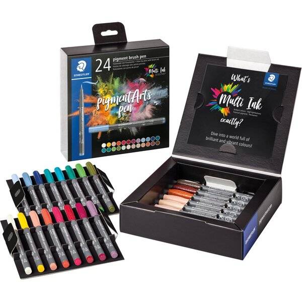 Darstellung von zwei verpackten Stiftsets: 24 Pigmentpinsel-Stifte mit in Behältern angeordneten Farben und einer offenen „Multi Ink