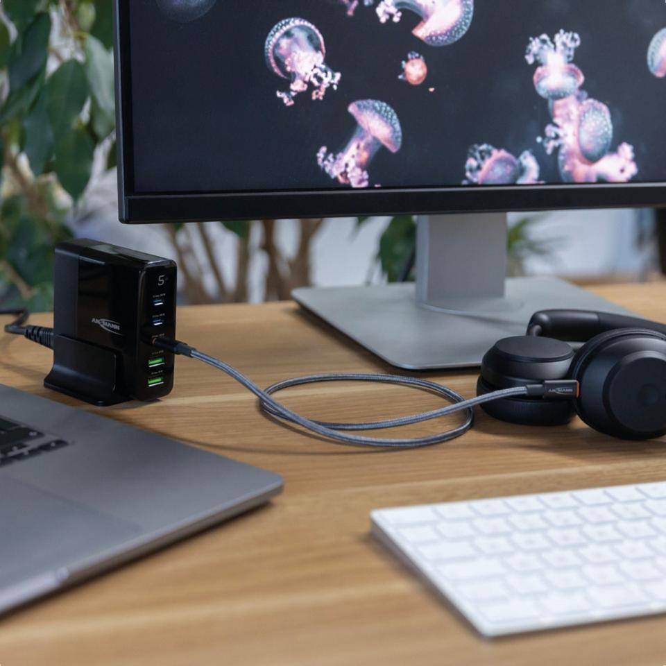 ANSMANN Desktop Charger, USB-Ladegerät mit 5 USB-Ports und 140 W, 80x85x31mm