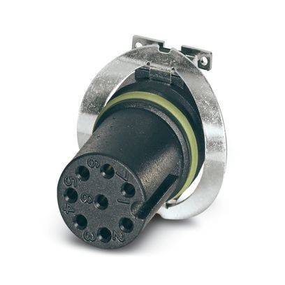Sieben-polige Anhängersteckdose mit Metallflansch, verwendet zum Verbinden von elektrischen Systemen zwischen einem Fahrzeug und einem Anhänger.