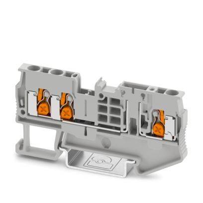 Ein graues Kunststoff-Elektroklemmenblock mit orangen Hebeln und mehreren Anschlüssen, das zum Verdrahten und für Schaltungsverbindungen verwendet wird.