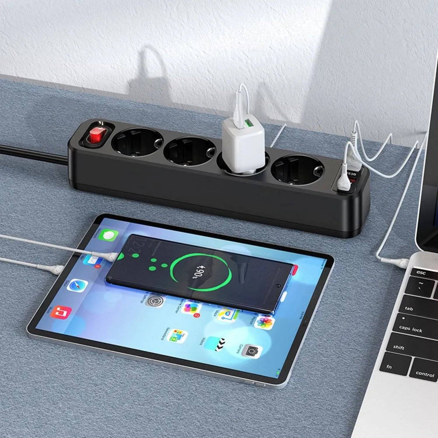 HOCO 4-fach Steckdosenleiste + 2 x USB QC3.0 18W + Typ C PD 20W Schwarz