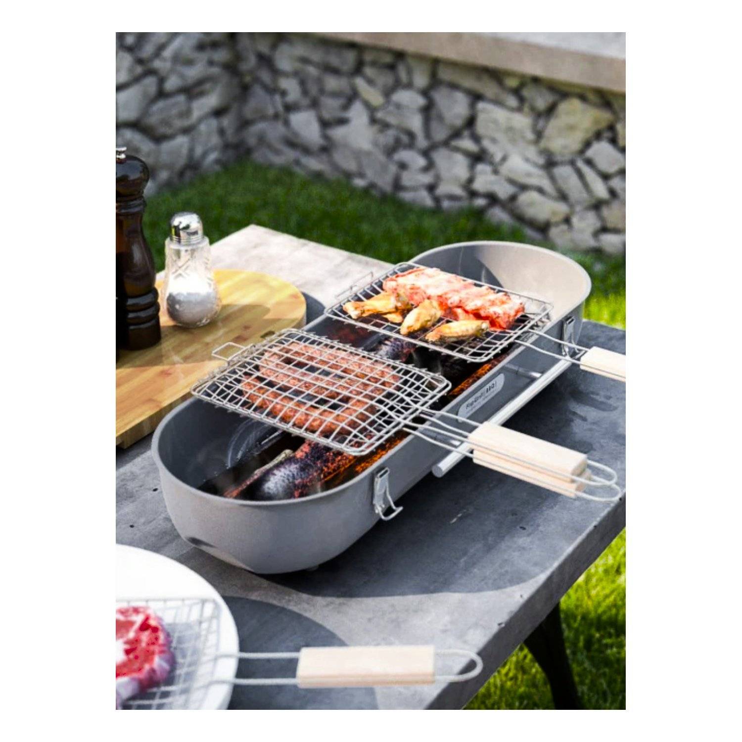 Flipgrill BBQ-Grill mit Schneidebrett/Servierplatte und Wendegrillrost 60 x 20 x 12 cm - Tragbarer Holzkohlegrill Grau