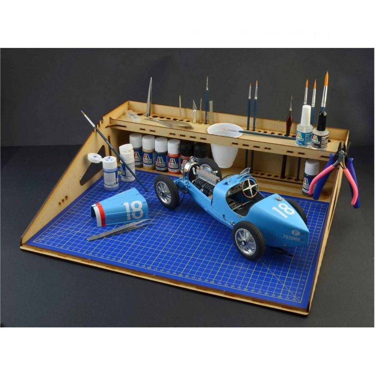 510050833 - Modell-Workstation MDF DIN A3