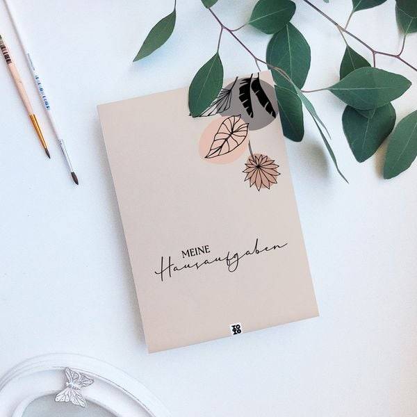 Hausaufgabenheft "leaves lineart"