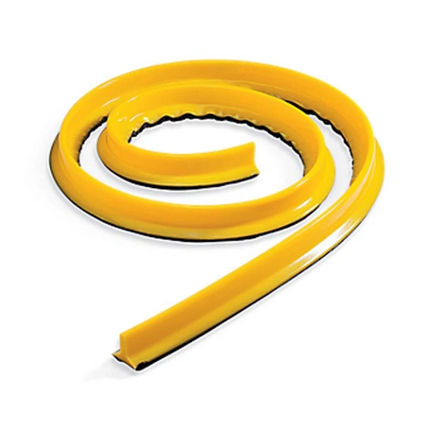 PIG® SPILLBLOCKER® Rough Surface Deich - für raue Oberflächen - Breite 5 cm - Höhe 6 cm - Länge 3 m - Preis per Stück PIG® SPILLBLOCKER® Rough Surface Deich - für raue Oberflächen - Breite 5 cm - Höhe 6 cm - Länge 3 m - Preis per Stück
