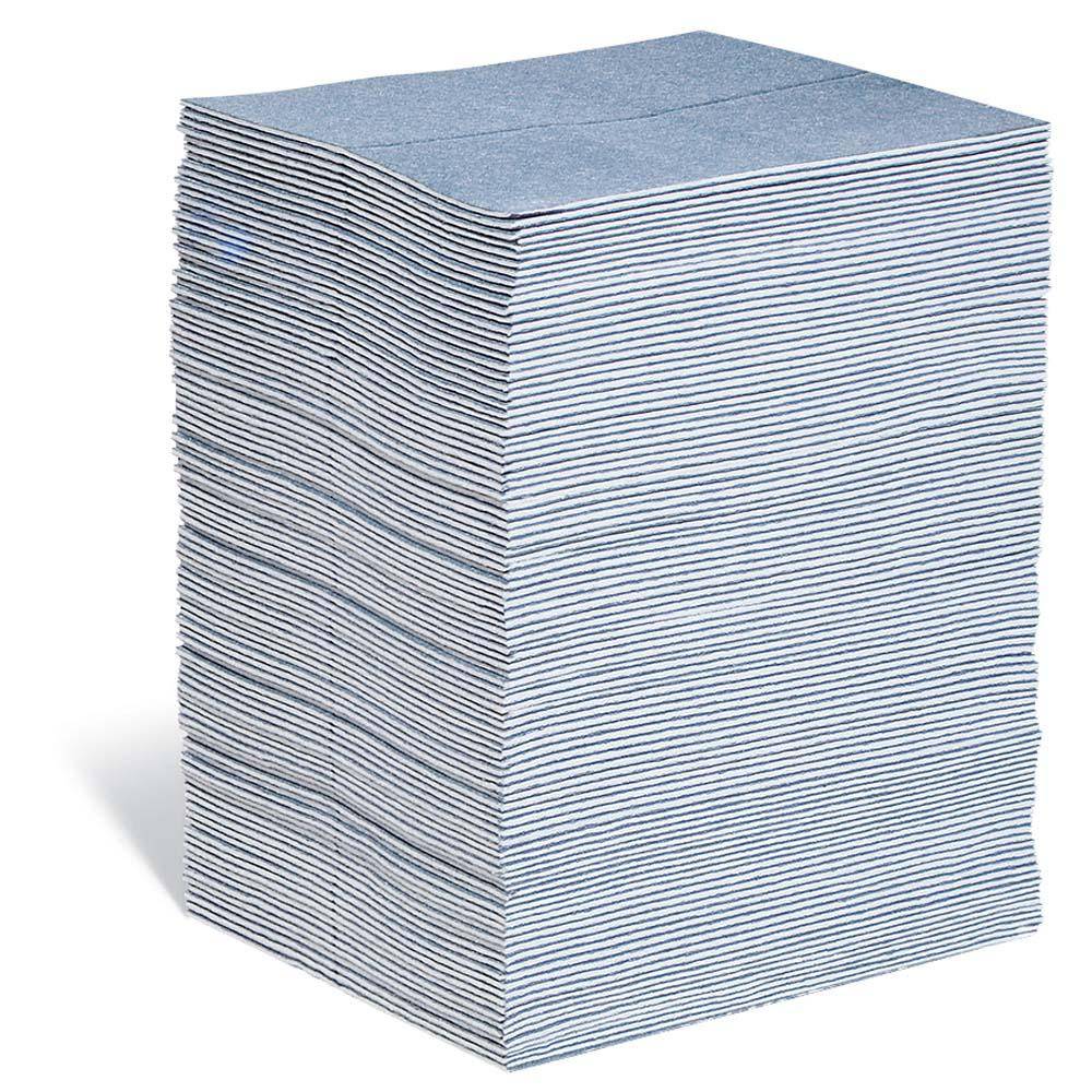 Stapel von leeren weißen Papierblättern, die zu einem hohen rechteckigen Block auf einfachem Hintergrund aufgestapelt sind.