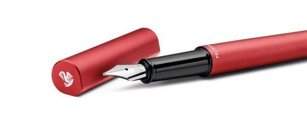 Pelikan Fuellhalter Ineo Elements P6 Metall-Etui Feuer-Rot
