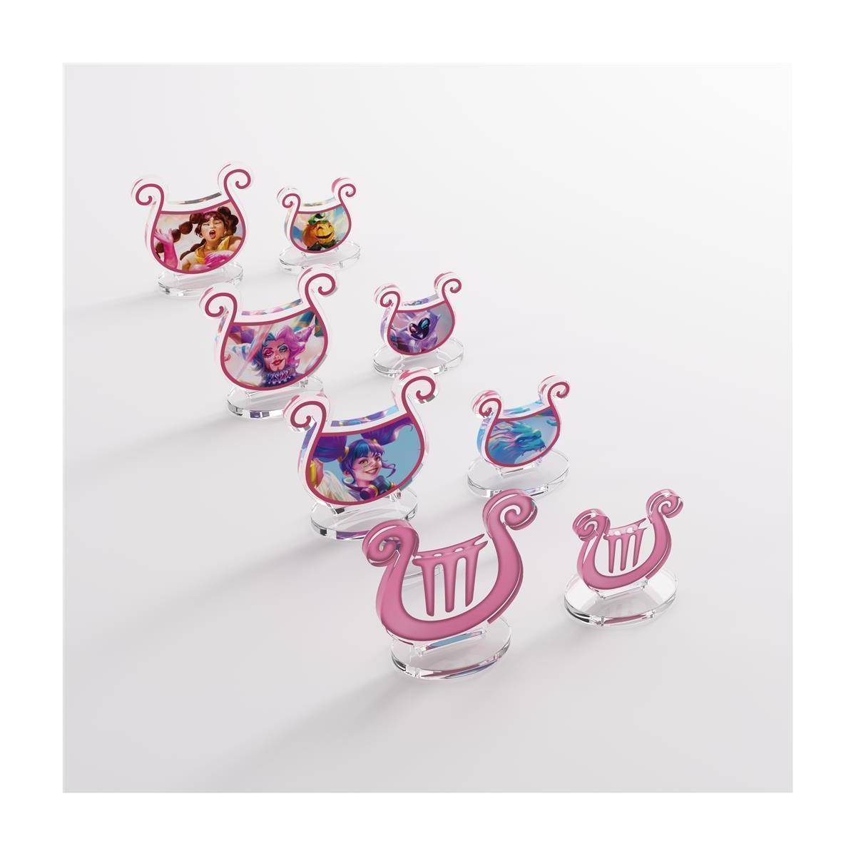 GGS60148 - Altered: Premium Hero Standees - Lyra