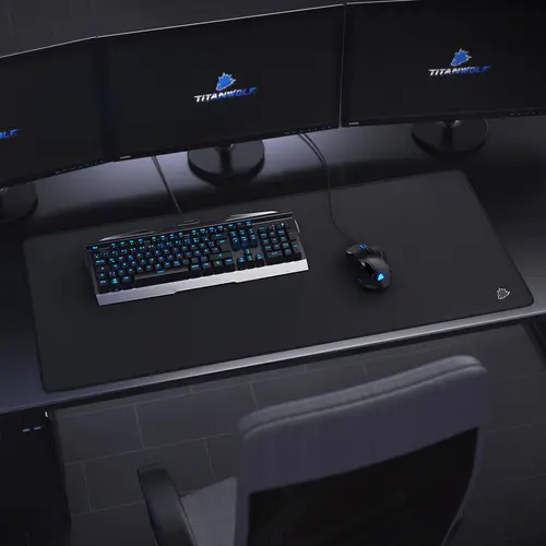 Titanwolf Gaming Mauspad XXL, glattes Stoffgewebe, Speed Mousepad 900x400mm große Fläche, kleines Logo rechts Titanwolf Gaming Mauspad XXL, glattes Stoffgewebe, Speed Mousepad 900x400mm große Fläche, kleines Logo rechts