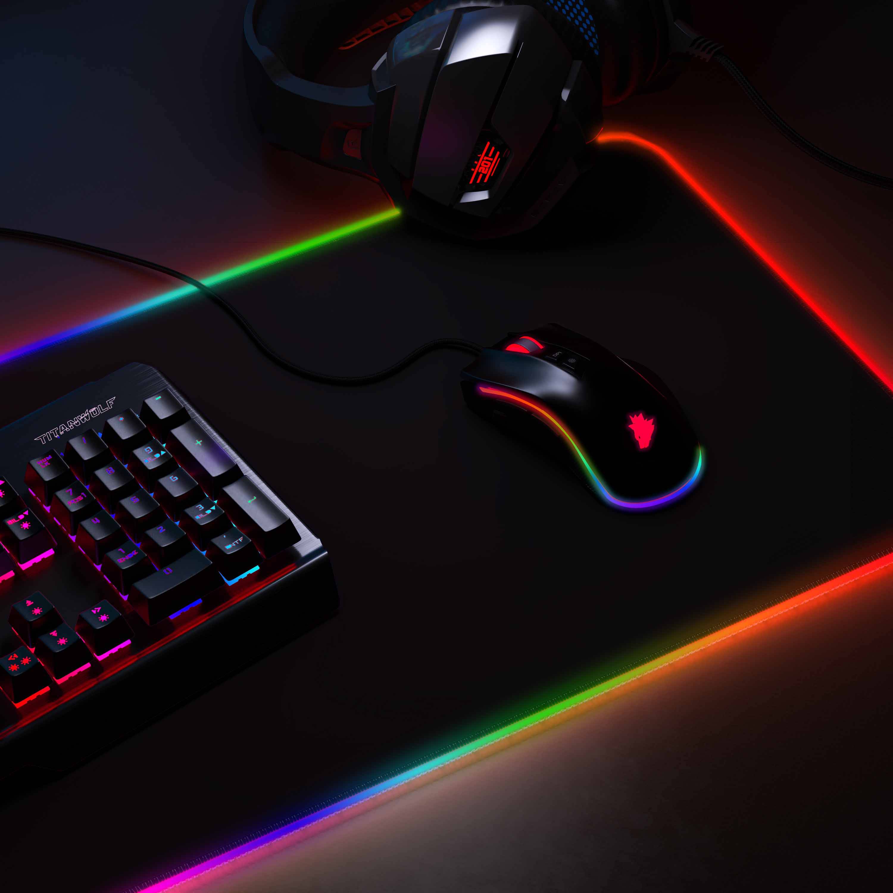Titanwolf RGB Gaming Mauspad, Mousepad XL 800 x 300mm verbessert Präzision & Geschwindigkeit, Emblem rot