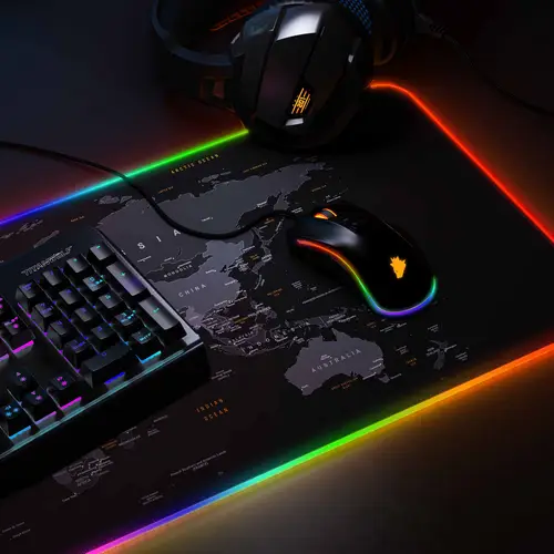 Titanwolf RGB Gaming Mauspad, Mousepad XL 800 x 300mm, verbessert Präzision & Geschwindigkeit, Weltkarte Titanwolf RGB Gaming Mauspad, Mousepad XL 800 x 300mm, verbessert Präzision & Geschwindigkeit, Weltkarte
